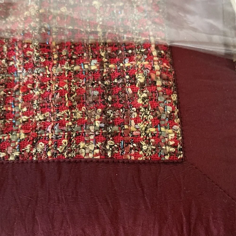 Noble Excellence Tapestry‎ Throw Boucle Maroon Red 50”x60” NWT In Original Pkg